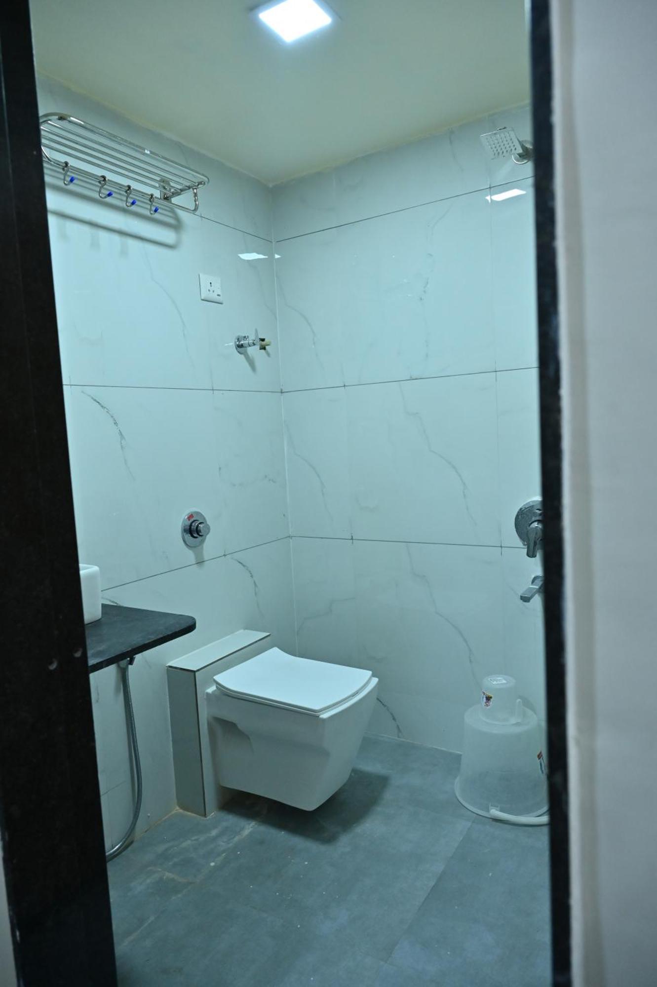Hotel Sury Villa أحمد أباد المظهر الخارجي الصورة