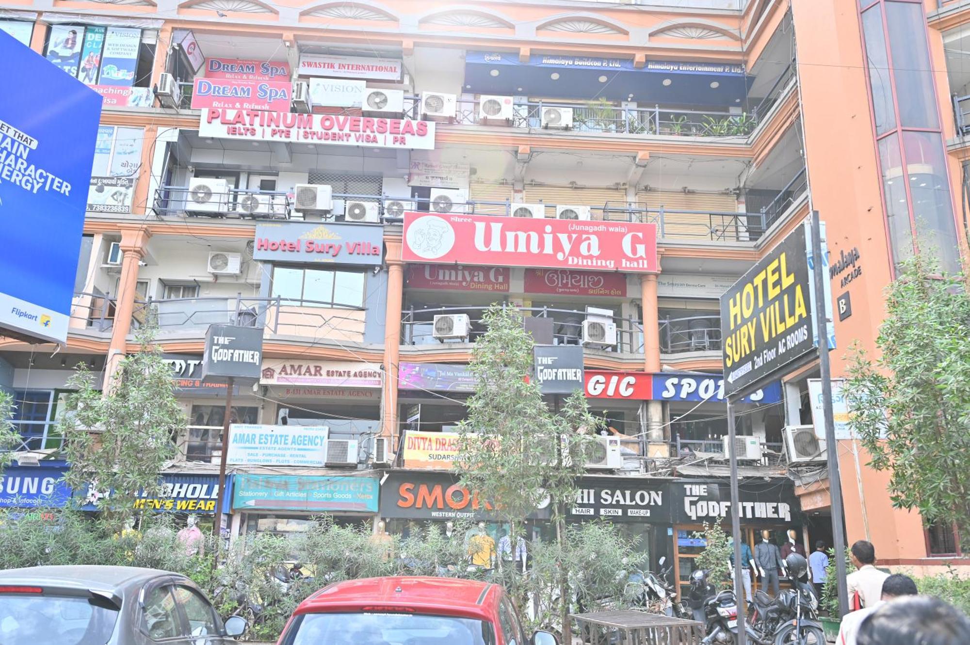 Hotel Sury Villa أحمد أباد المظهر الخارجي الصورة